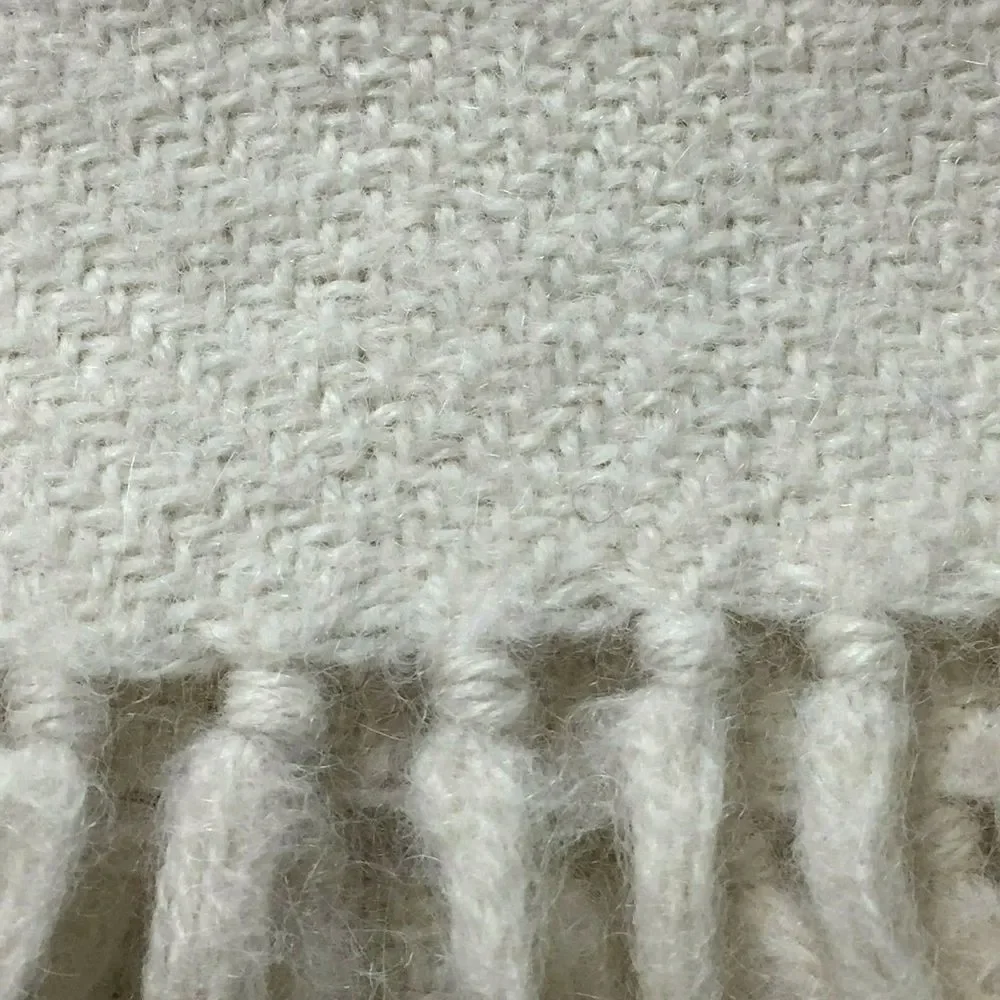 Mucros‎ Weavers Workshop Killarney Ireland Scarf White Tasseled OS